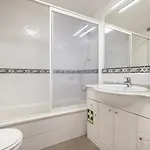 Sunny 2 Bdr By Lovelystay Apartamento Charneca (Setubal)