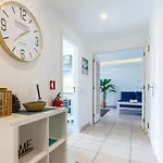 Apartamento Sunny 2 Bdr By Lovelystay *