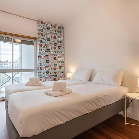 Sunny 2 Bdr By Lovelystay Apartament *