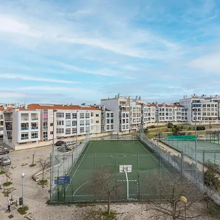 Sunny 2 Bdr By Lovelystay Apartamento Charneca (Setubal)