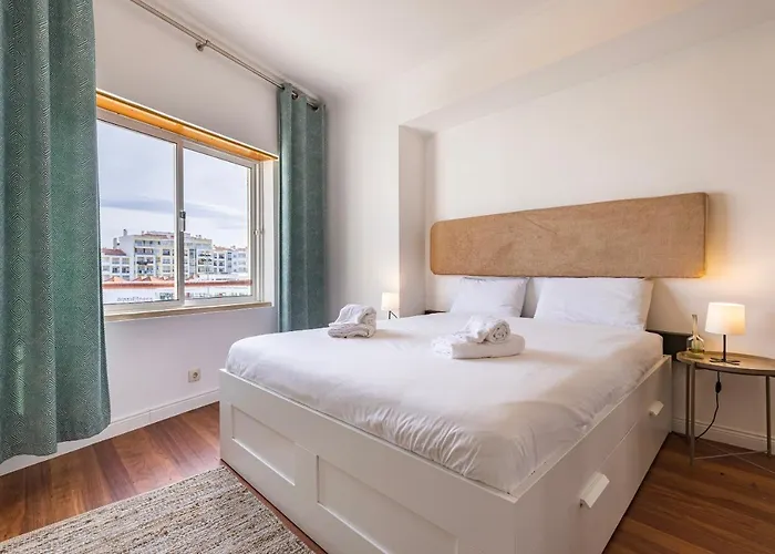 Sunny 2 Bdr By Lovelystay * 沙尔内卡