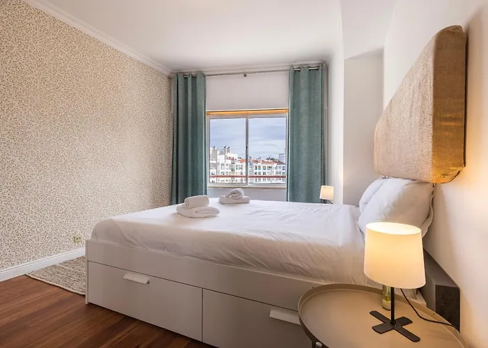 Sunny 2 Bdr By Lovelystay 公寓 *