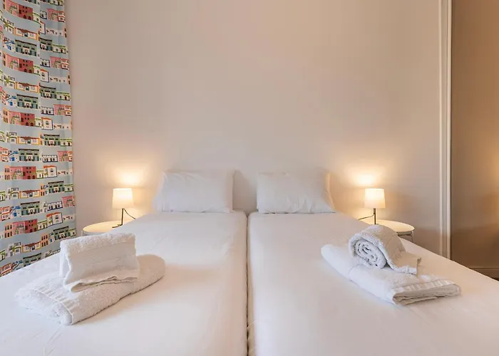 Sunny 2 Bdr By Lovelystay 公寓 *